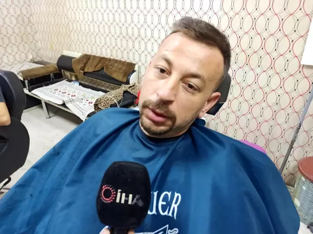Tıraş olmakta gecikenler bayramı berber ve kuaför salonlarında karşıladı