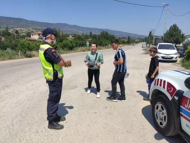 Son dakika haberleri... Tokat'ta jandarma trafik denetimi yaptı Son dakika haberleri... Tokat'ta jandarma trafik denetimi yaptı