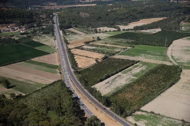 Turizm merkezlerindeki helikopterli trafik denetimini AA ekibi görüntüledi Turizm merkezlerindeki helikopterli trafik denetimini AA ekibi görüntüledi