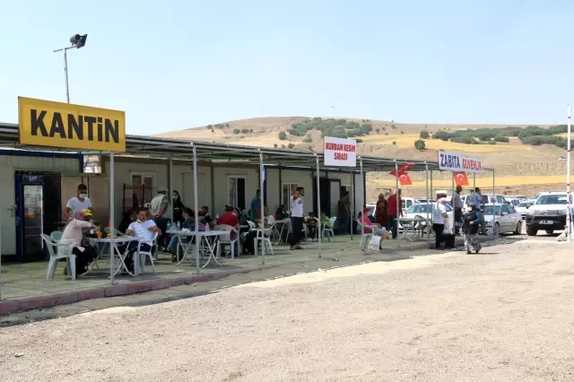 Türkiye'de ilk: Kurban kesim alanı çevrim içi olarak takip ediliyor Türkiye'de ilk: Kurban kesim alanı çevrim içi olarak takip ediliyor