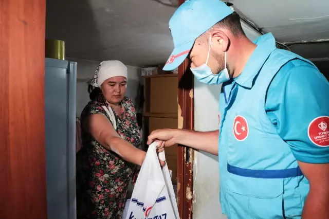 Türkiye Diyanet Vakfı, Kazakistan'da ihtiyaç sahibi ailelere kurban eti dağıttı