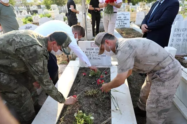 Vali Sarıibrahim Kurban Bayramı ziyaretlerinde bulundu