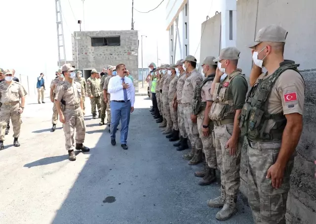 Vali Sarıibrahim Kurban Bayramı ziyaretlerinde bulundu