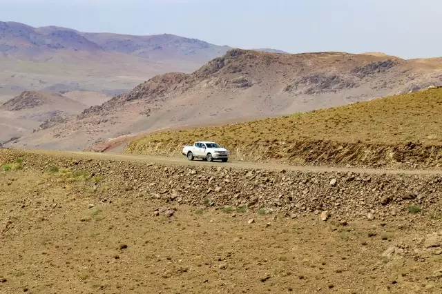 Mobil ekipler aşı seferberliğiyle vaka artışlarını önlemeye çalışıyor