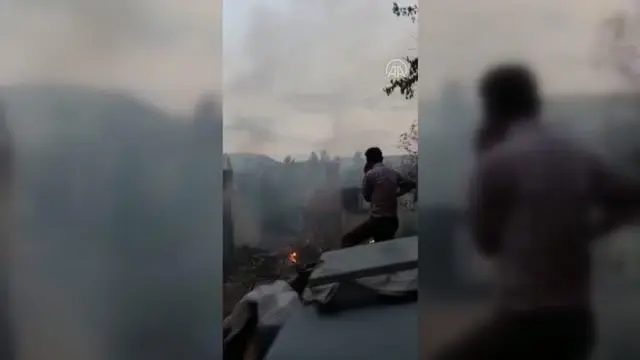 Son dakika haberi | Yangında 3 ev, 2 samanlık ve 1 traktör yandı Son dakika haberi | Yangında 3 ev, 2 samanlık ve 1 traktör yandı