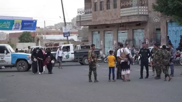Yemen'de Kurban Bayramı namazı Yemen'de Kurban Bayramı namazı