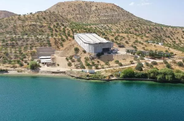 ZEUGMA'DA KAYA ODALARI GÜN YÜZÜNE ÇIKARILDI