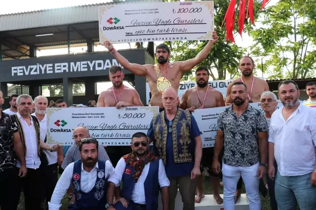 Son Dakika | 114. Geleneksel Tarihi Yalova Fevziye Yağlı Güreşleri'nin başpehlivanı İsmail Koç oldu