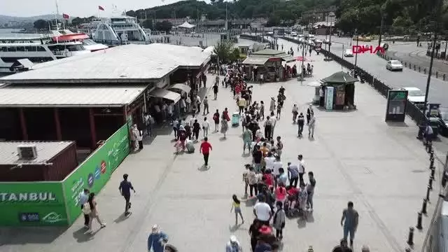 (Havadan fotoğraflarla) Adalar'a sefer düzenleyen vapur iskeleleri doldu taştı