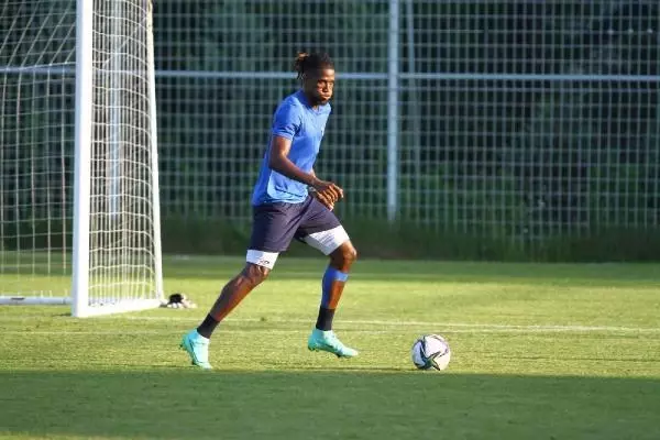 SPOR Adana Demirsporlu Rassoul: Süper Lig'i en azından 3'üncü bitirmek istiyoruz