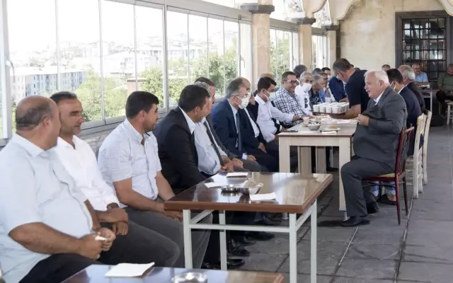 Ahlat'ta bayramlaşma töreni