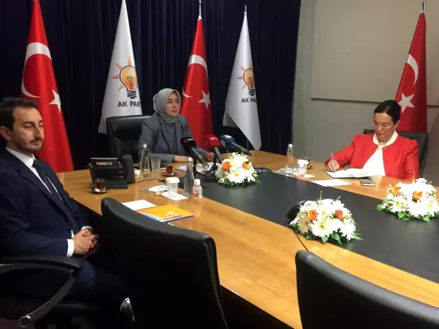 AK Parti heyeti siyasi partilerle bayramlaştı