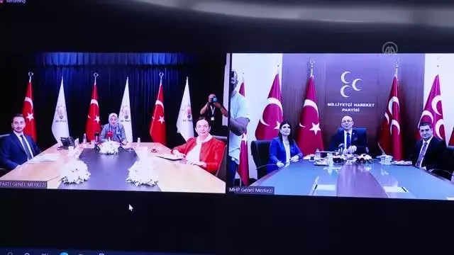 AK Parti ile MHP heyetleri video konferans aracılığıyla bayramlaştı AK Parti ile MHP heyetleri video konferans aracılığıyla bayramlaştı