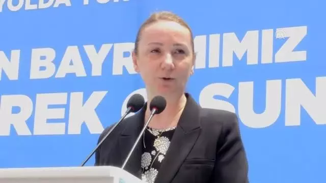 AK Parti MKYK Üyesi Zeybek, partisinin bayramlaşma programında konuştu