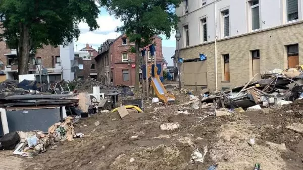 Almanya'da Stolberg bölge sakinleri selde yaşananları anlattı