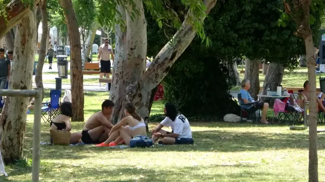 Sahillerde yerli turist yoğunluğu