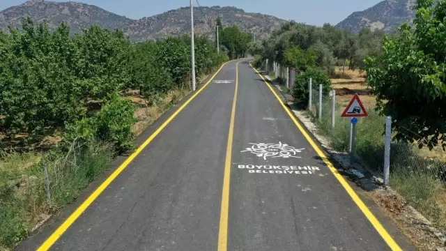 Aydın Büyükşehir Belediyesi yol çalışmalarında hız kesmiyor