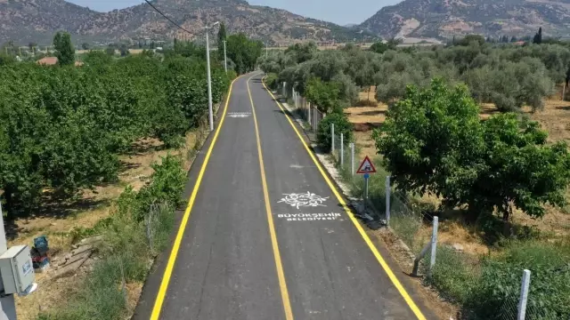 Aydın Büyükşehir Belediyesi yol çalışmalarında hız kesmiyor