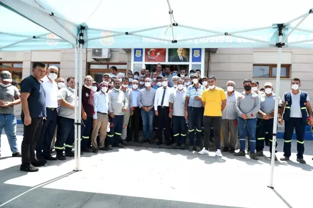 Başkan Bozdoğan belediye personeli ile bayramlaştı