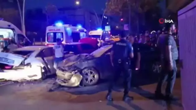 Son dakika haber: Başkent'te 7 kişinin yaralandığı zincirleme kaza kamerada