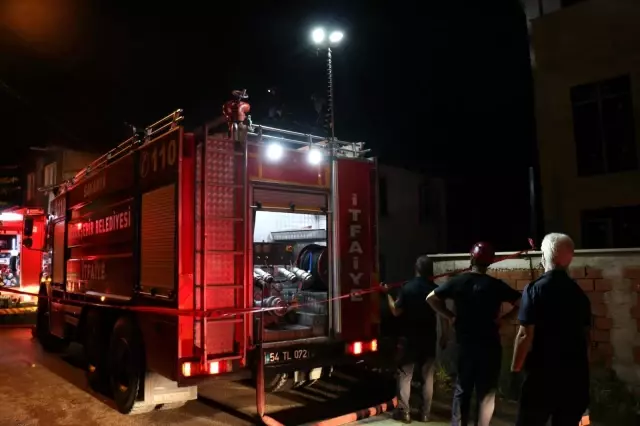 Bayram günü korkutan yangın: Ahşap ev alevlere teslim oldu
