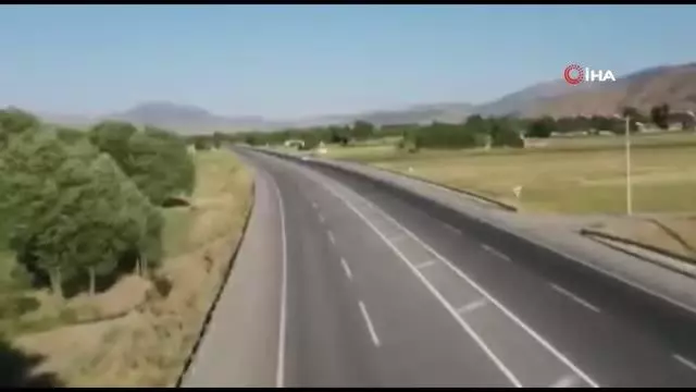 Bitlis'te Jandarma Ekiplerince Havadan Trafik Kontrolü Yapıldı