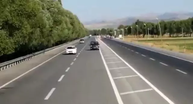 Bitlis'te Jandarma Ekiplerince Havadan Trafik Kontrolü Yapıldı Bitlis'te Jandarma Ekiplerince Havadan Trafik Kontrolü Yapıldı