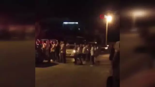 Bursa'da kavga sonrası gerginlik: Mahalleli şüphelinin saklandığı evi taşladı