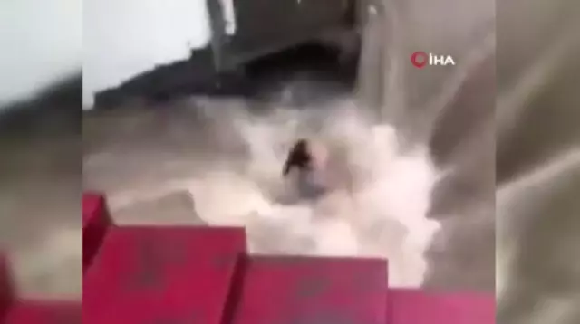 Son dakika haberleri! Çin'de sel felaketi: 12 ölü Son dakika haberleri! Çin'de sel felaketi: 12 ölü