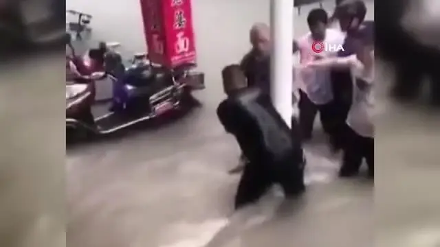 Son dakika haberleri! Çin'de sel felaketi: 12 ölü