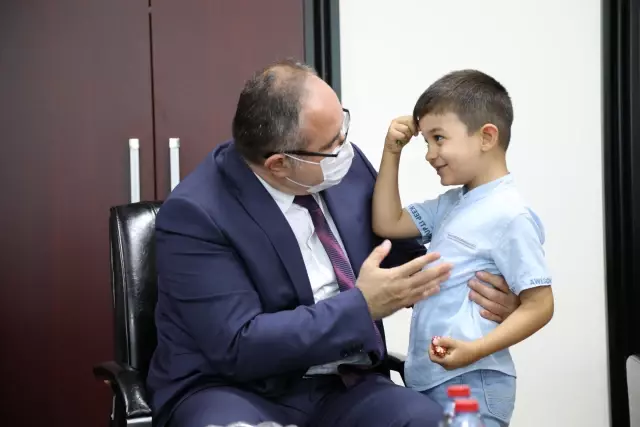 Son dakika gündem: Çubuk'ta Kaymakam Keleş ve Belediye Başkanı Demirbaş'tan gaziler, şehit yakınları ve huzurevine ziyaret