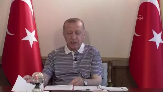 Cumhurbaşkanı Erdoğan: 'Ülkemizi demokrasi ve kalkınma hattından çıkarmak için uğraşanlar son viraja girdiklerinin farkındadır' Cumhurbaşkanı Erdoğan: 'Ülkemizi demokrasi ve kalkınma hattından çıkarmak için uğraşanlar son viraja girdiklerinin farkındadır'
