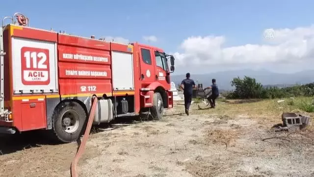 Defne'de bahçe yangını