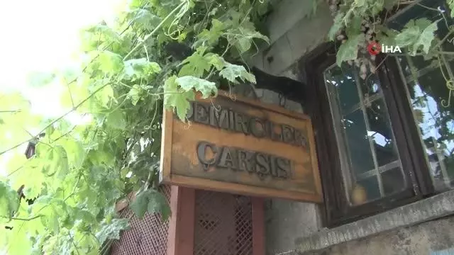 Demirciler Çarşısı'ndaki son ustaları mesleklerinin kaybolmasından korkuyor Demirciler Çarşısı'ndaki son ustaları mesleklerinin kaybolmasından korkuyor