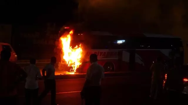 Diyarbakır'da faciadan dönüldü: Yolcu otobüsü seyir halindeyken cayır cayır yandı