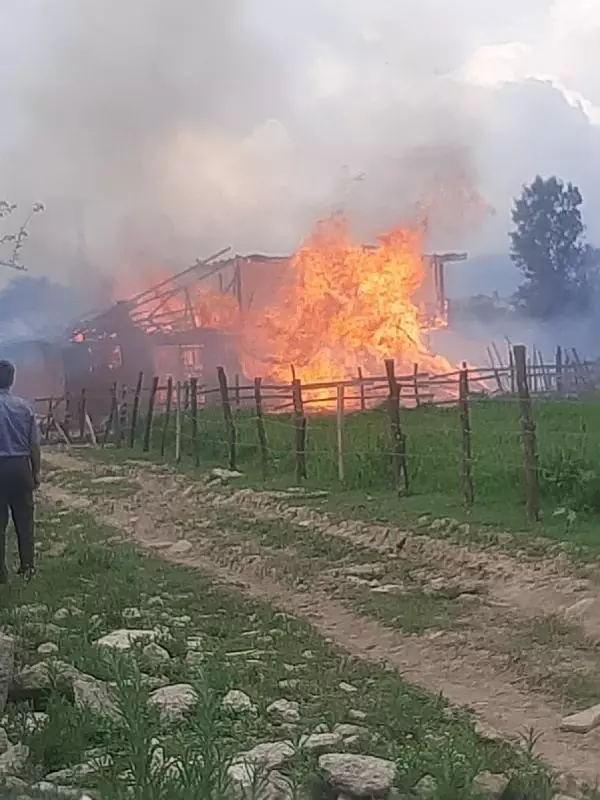 DÜZCE'DE AHIR ALEV ALEV YANDI