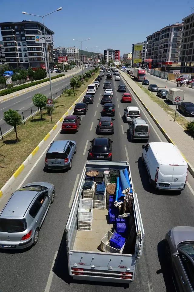 BALIKESİR - Edremit Körfezi bayramda doldu taştı
