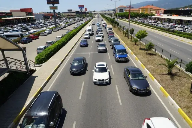 BALIKESİR - Edremit Körfezi bayramda doldu taştı