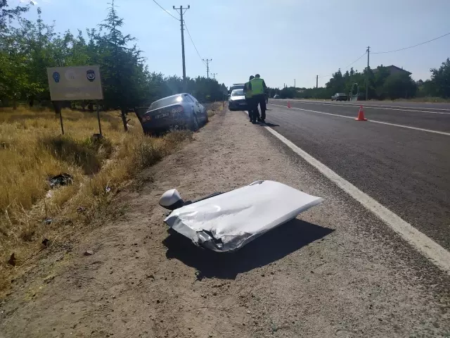 Elazığ'da iki otomobil çarpıştı: 6 yaralı