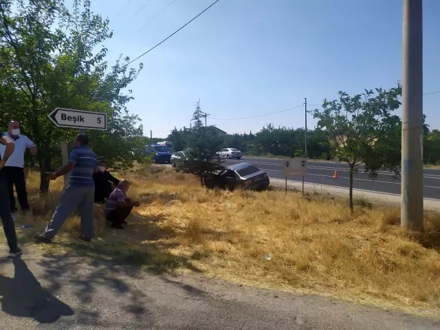 Elazığ'da iki otomobil çarpıştı: 6 yaralı
