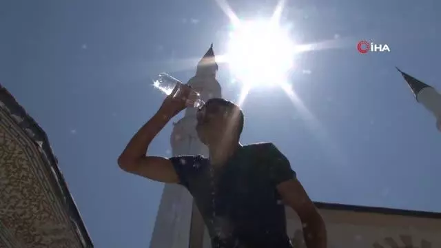Elazığ'da termometreler 47 dereceyi gösterdi, caddeler boş kaldı