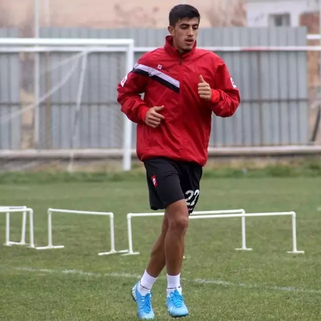 Elazığ Karakoçan FK, Elazığspor'dan 3 oyuncu aldı