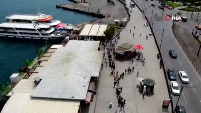 Eminönü'nde Adalar seferlerinde yoğunluk