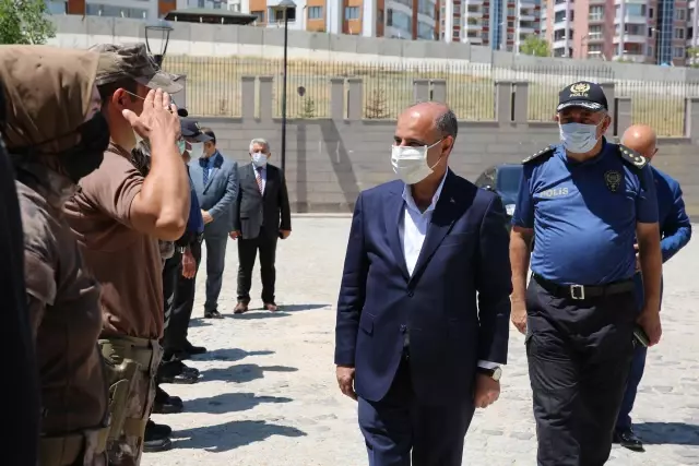 Emniyet Genel Müdürü Aktaş, teşkilat mensupları ve aileleriyle bayramlaştı