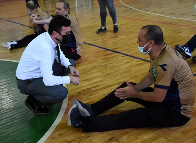 Engelli gazilerinde yer aldığı oturarak voleybol takımı 4 ayda 'süper' başarı gösterdi