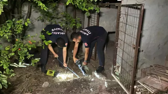 Son dakika haberi: 2 metre çukur kazarak 3 saatte kediyi kurtardılar