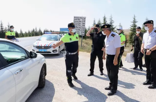 Son dakika haberleri... ESKİŞEHİR - Jandarma ekipleri helikopter destekli trafik denetimi gerçekleştirdi
