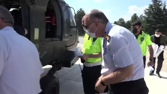 Son dakika haberleri... ESKİŞEHİR - Jandarma ekipleri helikopter destekli trafik denetimi gerçekleştirdi Son dakika haberleri... ESKİŞEHİR - Jandarma ekipleri helikopter destekli trafik denetimi gerçekleştirdi