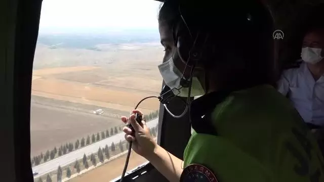 Son dakika haberleri... ESKİŞEHİR - Jandarma ekipleri helikopter destekli trafik denetimi gerçekleştirdi