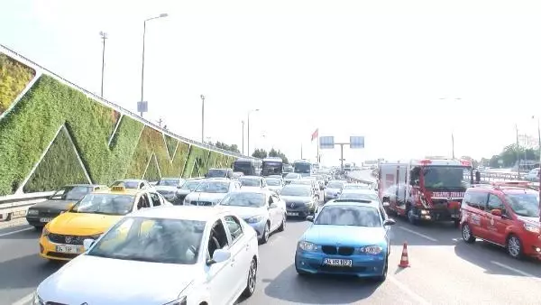 Son dakika haberleri | Fatih'te zincirleme trafik kazası